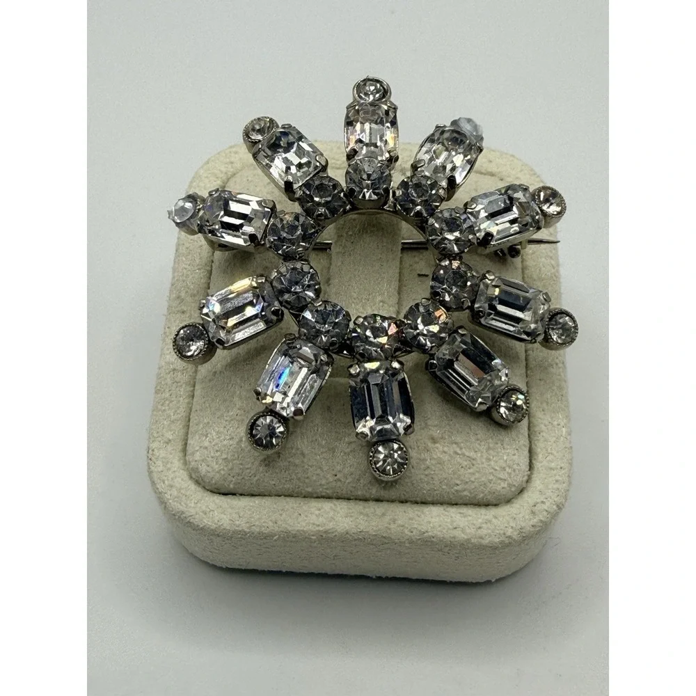 Schoffel Austria Brooch Clear Crystal Starburst Wreath READ